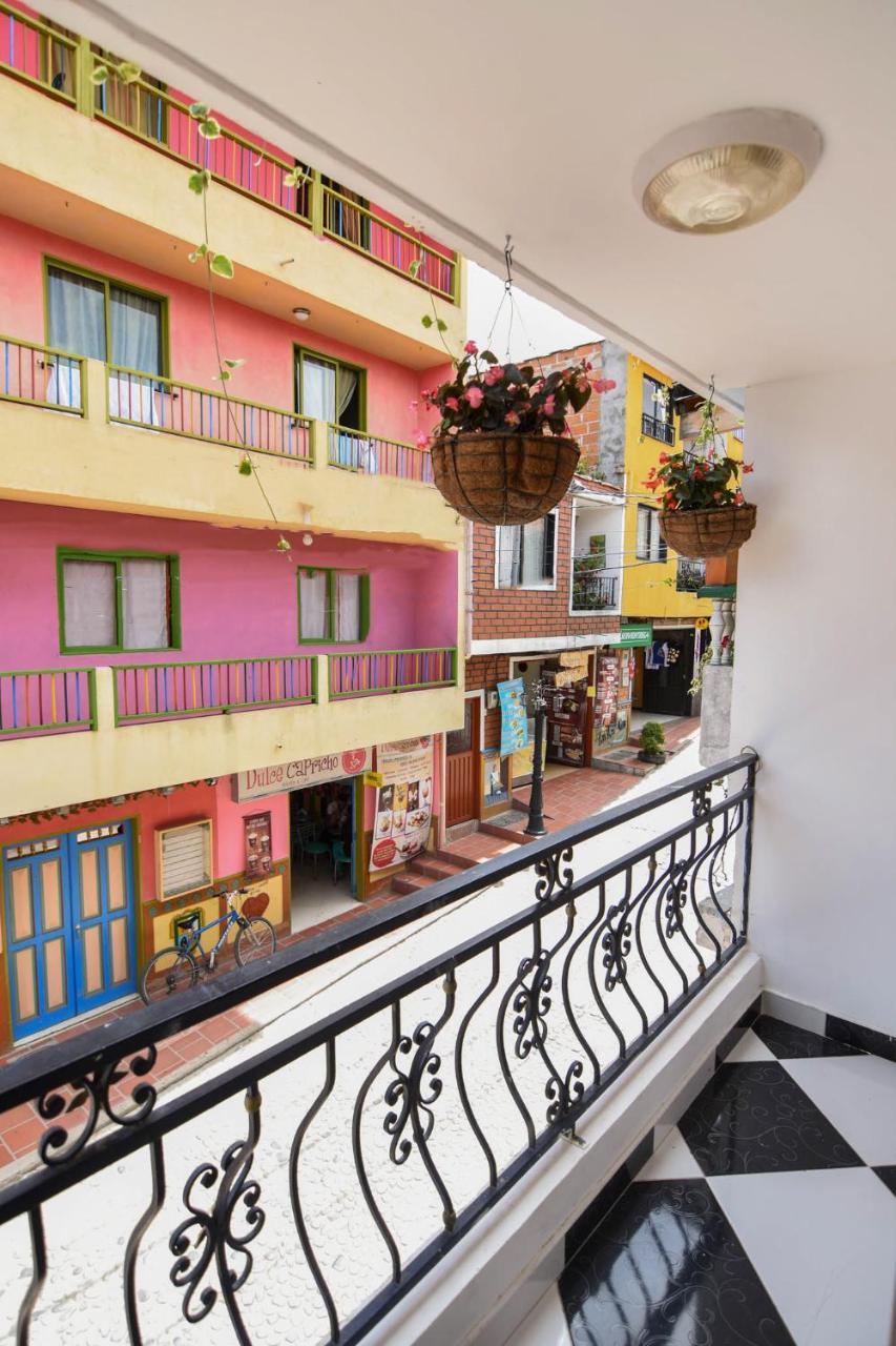 Hotel El Paisaje Guatapé Exteriör bild